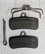 KLOCKI HAMULCOWE SHIMANO D03S (żywiczne)