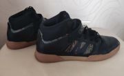 Buty sportowe Adidas Sneakersy Vrx Mid EE8315 Czarny 46 wkł. 29,5