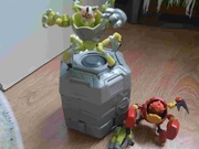 READY 2 ROBOT BATTLE PACK DOUBLE TROUBLE