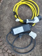 Ładowarka samochodowa do BMW i3