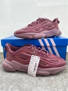 Buty sportowe Adidas Ozweego Celox rozmiar 42 2/3