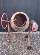 Betoniarka Wolnospadowa Mało Używana Defro Elektryczna 1,1KW