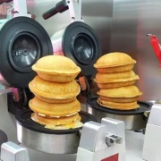 UFO Burger- Burger i Gelato Panini