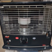 Piecyk naftowy Zibro Kamin RS 145E - 3,4 kW