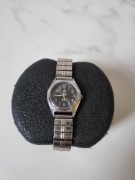 Vintage AR Quartz  H3028 28 mm Srebrna Elastyczna Bransoleta Klasyk Basic 