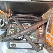 Sprzedam profesjonalną tz spawarkę do tworzyw 993D, z oprzyrządowaniem