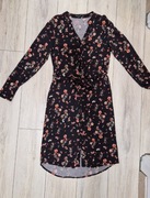 Sukienka w kwiaty HOUSE