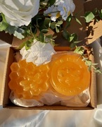 Naturalne mydło miodowe zestaw.