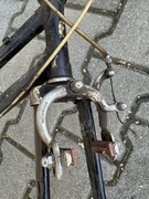 Rama z roweru z lat 70 plus osprzęt.