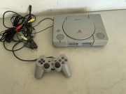 SONY PS1 7502 konsola 