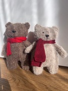 Ręcznie robiony, dziergany miś – miękka pluszowa zabawka