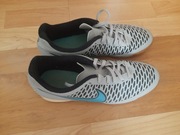 Nike Magista Ola IC - EUR 42 - 26.5 cm