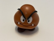 Goomba Super Mario Bros. World of Nintendo JAKKS 2 figurka