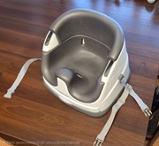 Fotelik nakładany na krzesło