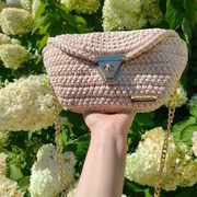 Nerka zrobiona na szydełku 