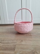 Koszyczek z wikliny, różowy koszyczek