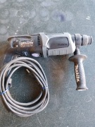 Młotowiertarka Makita HR 2470