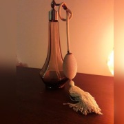 Stara duza butelka na perfumy z Francji. Unikat!!