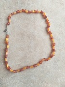 naszyjnik korale z miodowego bursztynu wisiorek 