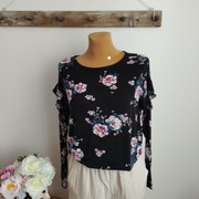 Bluzka damska Janina r. 38 czarna w kwiaty, długi rękaw
