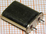 Rezonator kwarcowy KWARC 4433,619kHz [WD] cena 2 sztuk