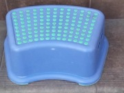 PODNÓŻEK STOPIEŃ DLA DZIECKA 