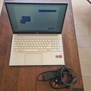 HP Pavilion 15 Ryzen 7 5700U | 15,6''-FHD | 16GB | 512GB | W11H | Srebrny