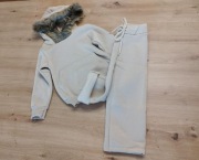 Dres dziewczęcy szerokie nogawki bawełna ocieplany 110/116