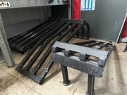 najazdy pod koła auta podjazd rampa podnośnik stojak ekspozytor