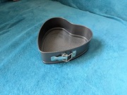 Foremka aluminiowa do ciasta zapinana "Serce"