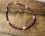 Bransoletka rubiny i perełki