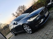 Samochód Volvo v90
