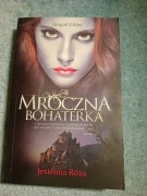 Mroczna Bohaterka - Abigail Gibbs