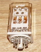 Przekaźnik R15 3PDT 10 A 250 VAC, cewka 24 VDC; Z.P. ŻARY RELPOL