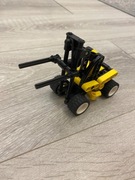Lego Technic 8441 - Forklift Truck 