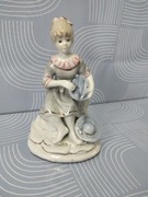 Porcelanowa figurka vintage Panna z kapeluszem 