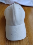 Czapka z daszkiem 