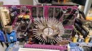 GeForce FX 5600 XT AGP (ustawienia bios jak zwykły 5600)