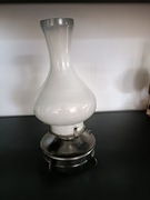 Piękna lampa naftowa 
