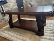 Ława dębowa z ozdobnymi frezami