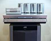 Zestaw kina domowego JVC DVD Surround TH-A10R Głośniki