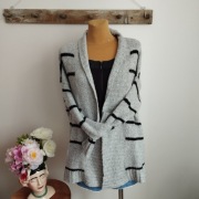 Sweter Sinsay S szaro-czarny w paski