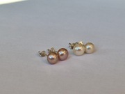 Kolczyki z pereł, dwie pary. Srebro próba 925