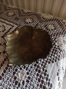 Mała patera w kształcie  liścia