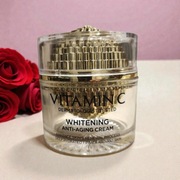 Krem z witaminą C do twarzy 60g – Rozświetlający Anti-Aging