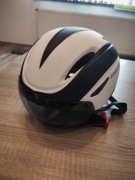 Nowy Kask Rowerowy Kinglead z Szybką
