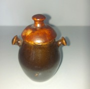 Garnuszek kamionkowy miodownik szkliwiony Cudny
