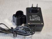 Ładowarka Bosch 8,7V   2607224028