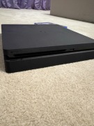 PS4 Slim 500GB + FIFA 23 + Minecraft + pad | bdb stan