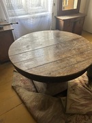 Stary drewniany rozkładany stół